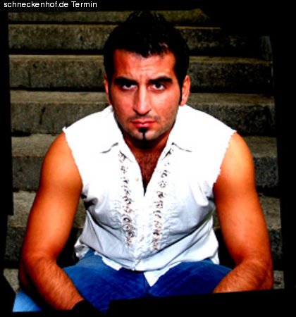 Campus House - Rote Nacht Werbeplakat