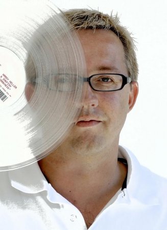 Räumlich Elektronisch Werbeplakat