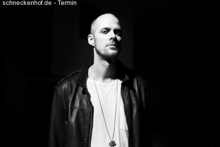 Re-Opening mit Adam Beyer Werbeplakat