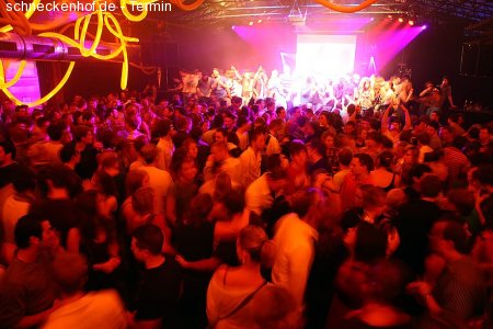 8 Jahre Halle02 Werbeplakat