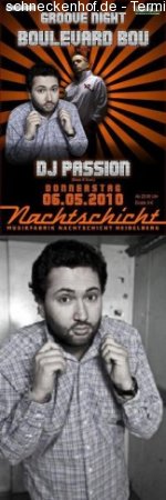 Groove Night mit Werbeplakat