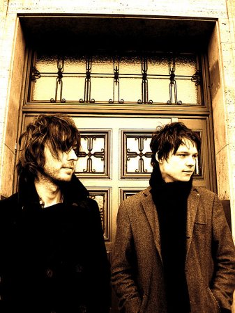 Live Montag mit Martin & James Werbeplakat