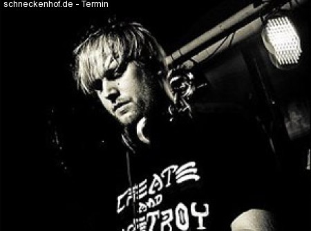 Mono präsentiert Martinez Werbeplakat