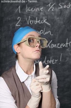 PÄM!Eine Superheldin packt aus Werbeplakat