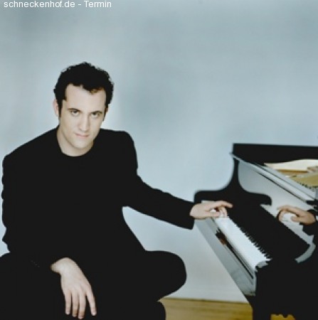 NG- Igor Levit Werbeplakat