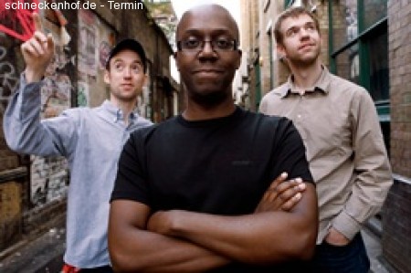 Robert Mitchell 3IO Werbeplakat