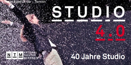 Studio 4.0-Party Werbeplakat